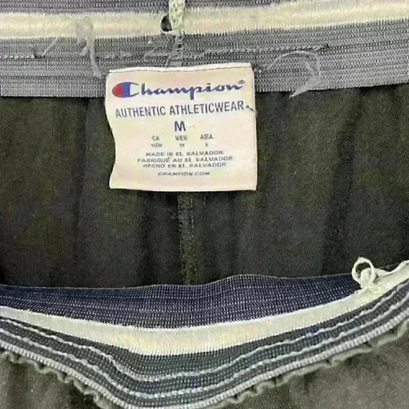 Champion sweats‎ - Picture 2 of 3